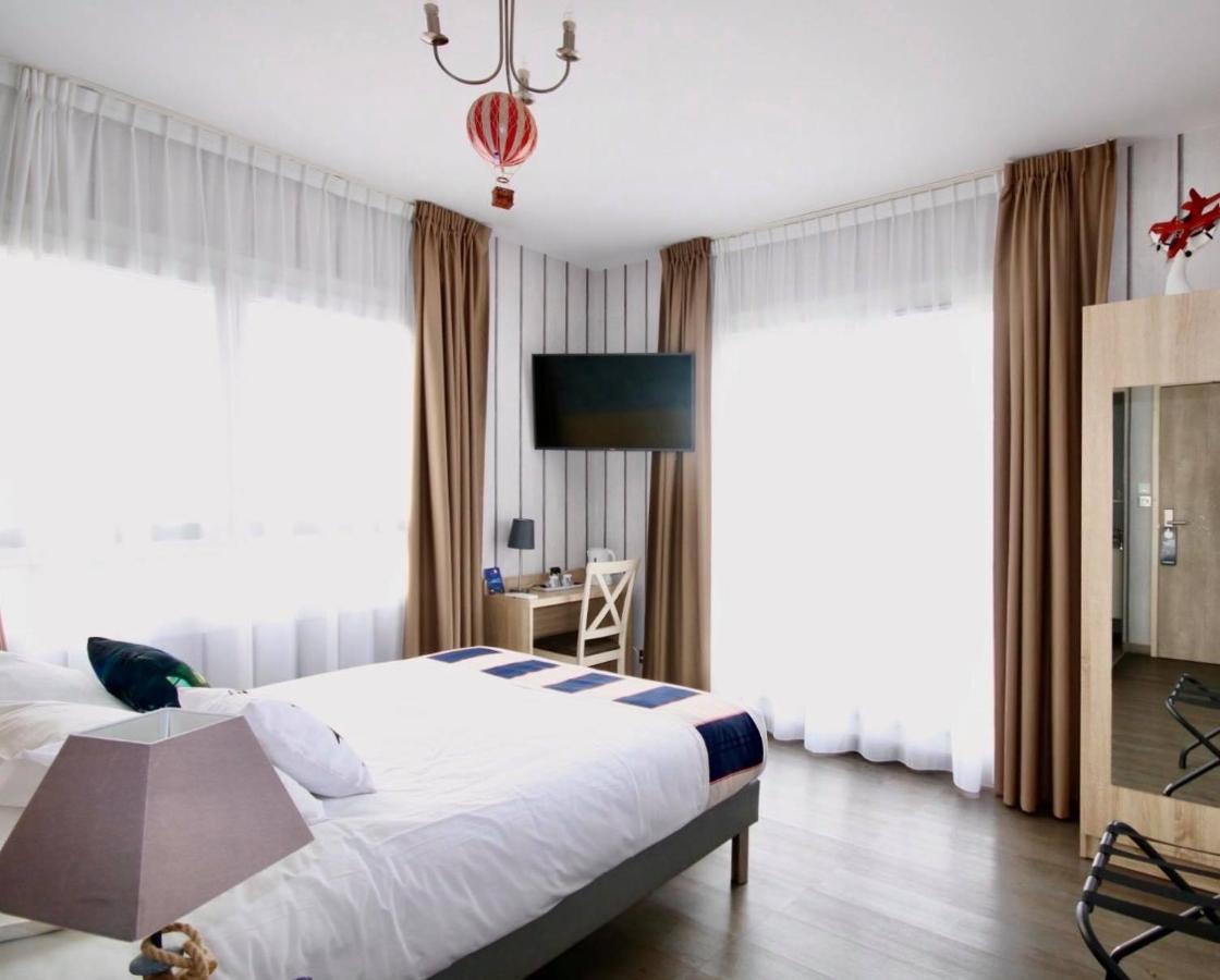 The Originals Boutique, Hotel Lakeside, Biscarrosse , Lac Parentis-en-Born Exteriör bild