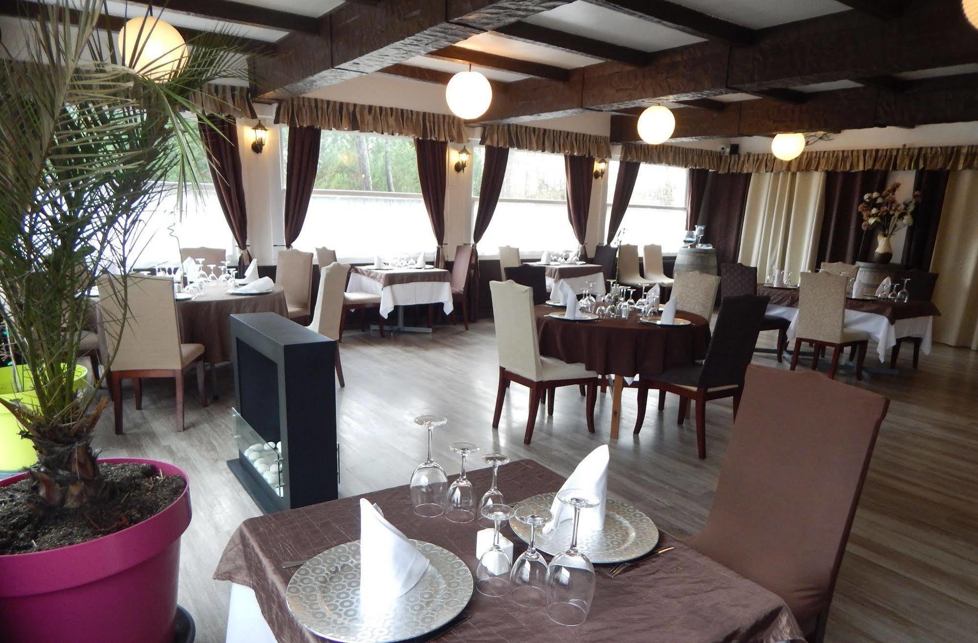 The Originals Boutique, Hotel Lakeside, Biscarrosse , Lac Parentis-en-Born Exteriör bild
